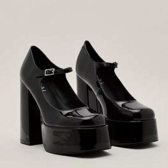 Nasty Gal Shoes - Nasty Gal Black Mary Janes